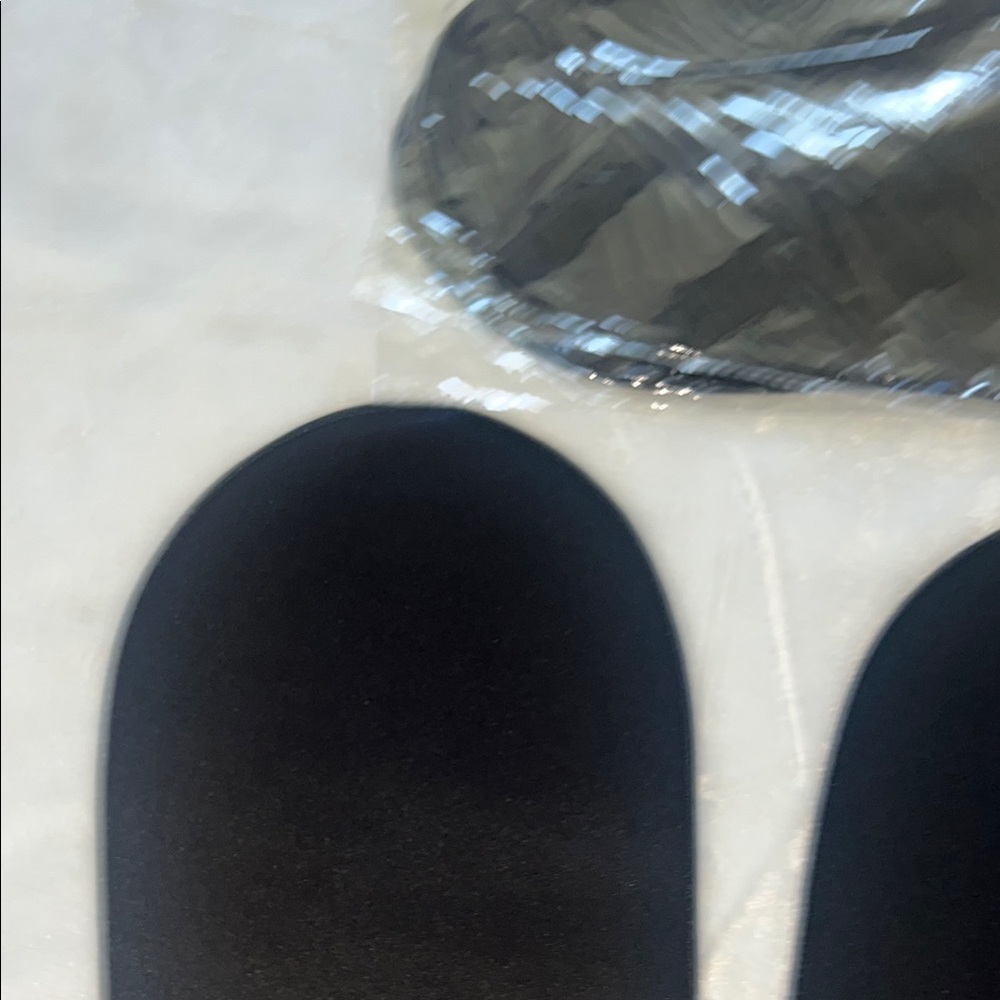 Black Stand Mixer Anti Slip Rubber Mover Pad for Counter Top - Picture 5 of 12